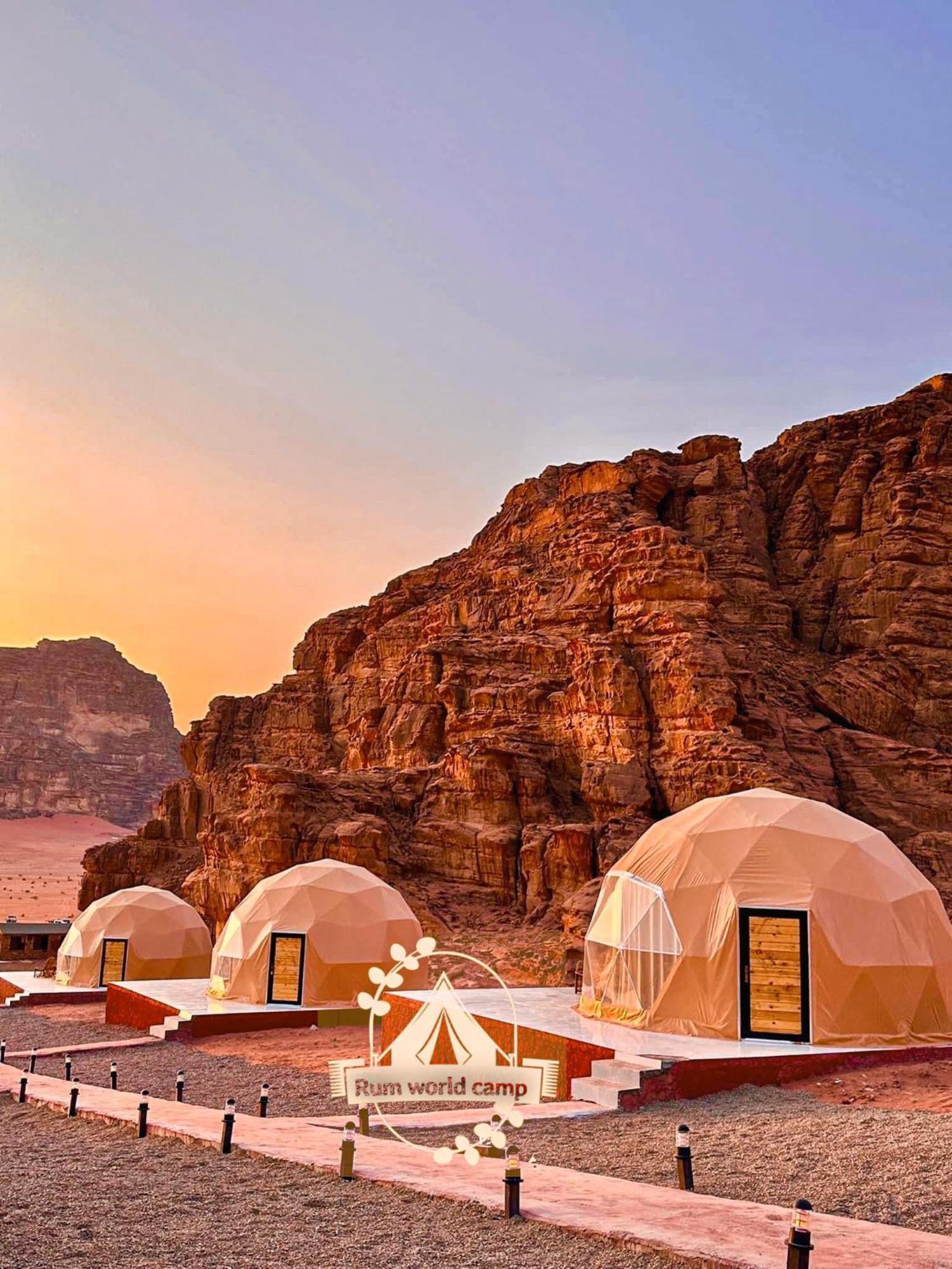 Rum World Bubble Luxury Camp وادي رم المظهر الخارجي الصورة