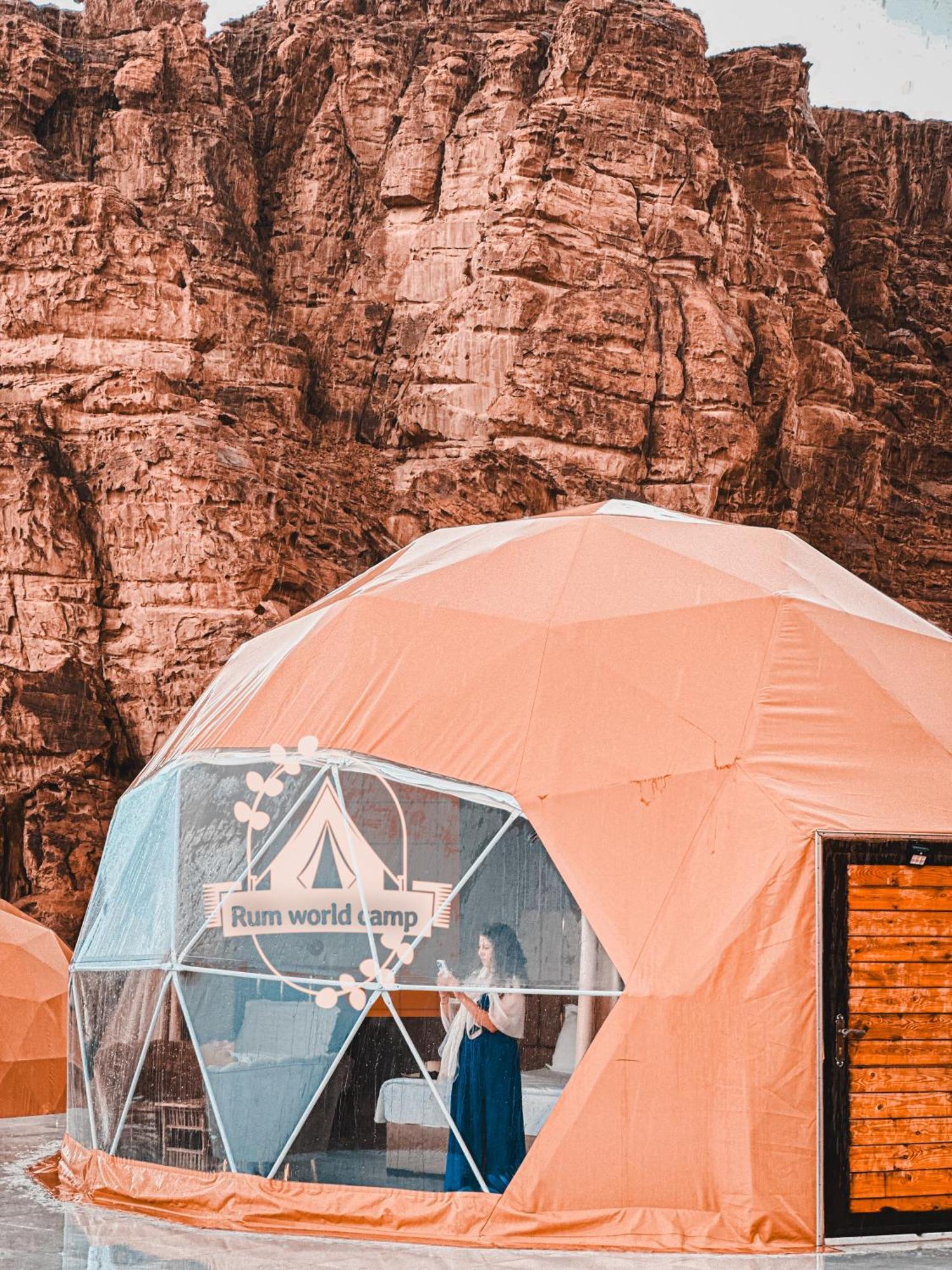 Rum World Bubble Luxury Camp وادي رم المظهر الخارجي الصورة
