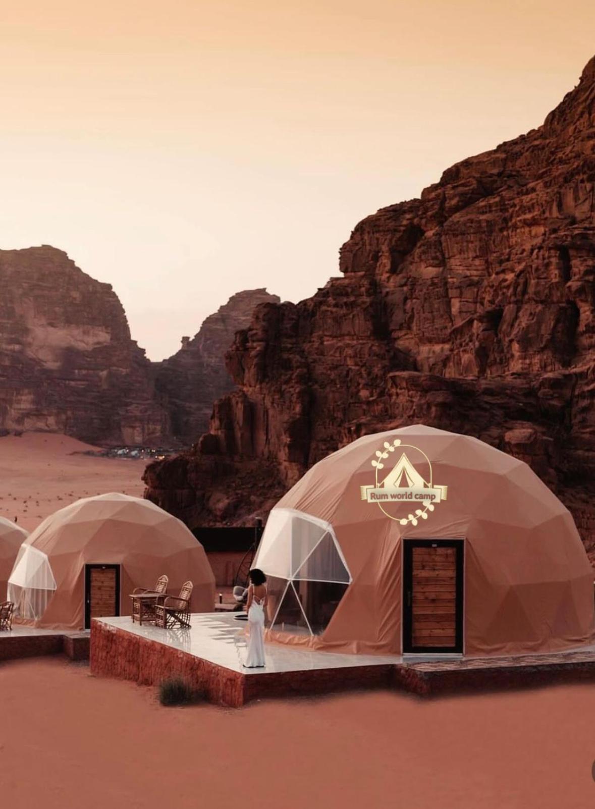 Rum World Bubble Luxury Camp وادي رم المظهر الخارجي الصورة