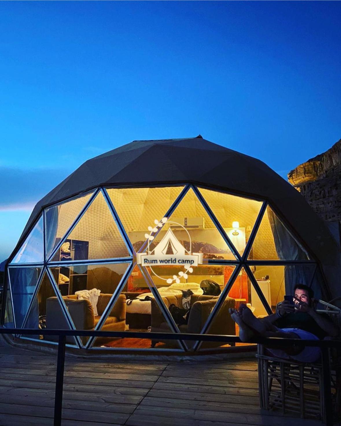 Rum World Bubble Luxury Camp وادي رم المظهر الخارجي الصورة